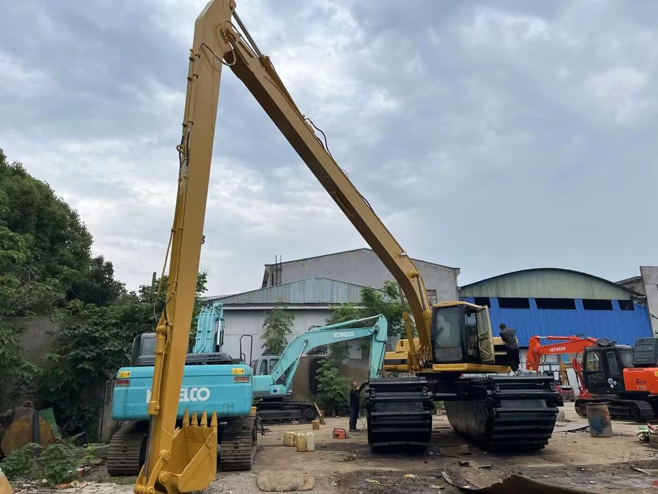 CATERPILLAR 320 CL 320BL 18 METER EXTENDED DREDGER CUSTOMIZABLE - Excavatrice amphibie: photos 1 CATERPILLAR 320 CL 320BL 18 METER EXTENDED DREDGER CUSTOMIZABLE - Excavatrice amphibie: photos 1