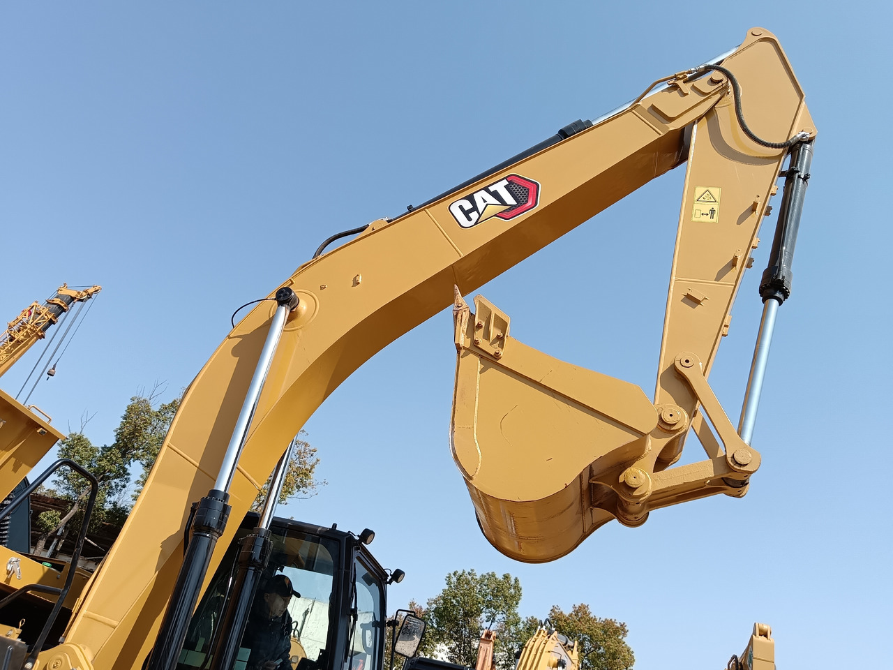 CATERPILLAR 320 GC CAT 320GC 336D2L 349D2L - Pelle sur chenille: photos 3 CATERPILLAR 320 GC CAT 320GC 336D2L 349D2L - Pelle sur chenille: photos 3