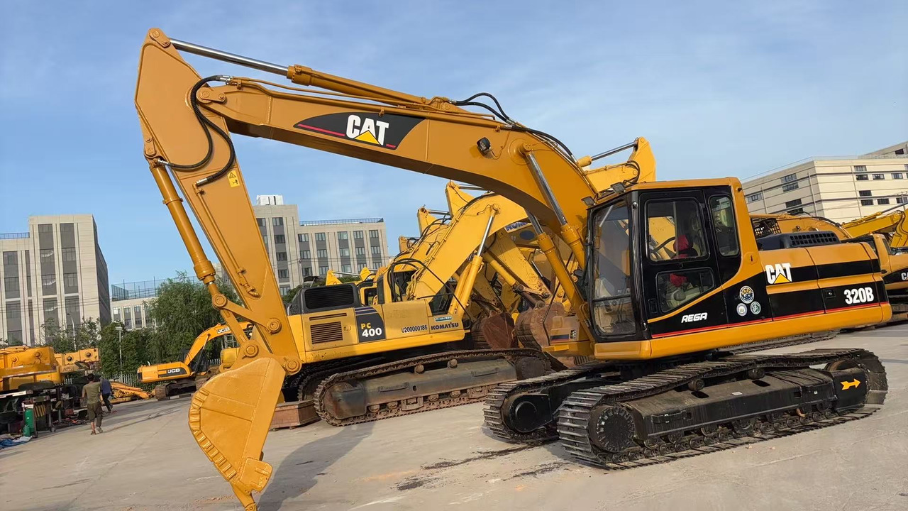 Pelle sur chenille CATERPILLAR 320BL CAT 320 BL: photos 1