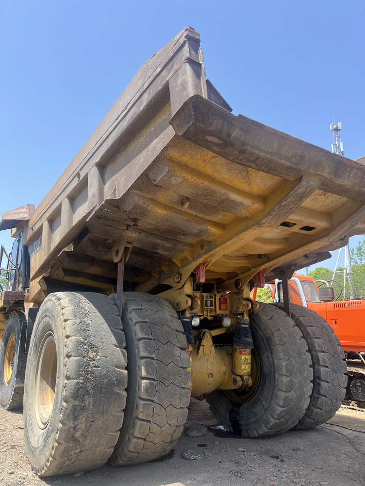 CATERPILLAR 773F CAT - Tombereau rigide: photos 4 CATERPILLAR 773F CAT - Tombereau rigide: photos 4