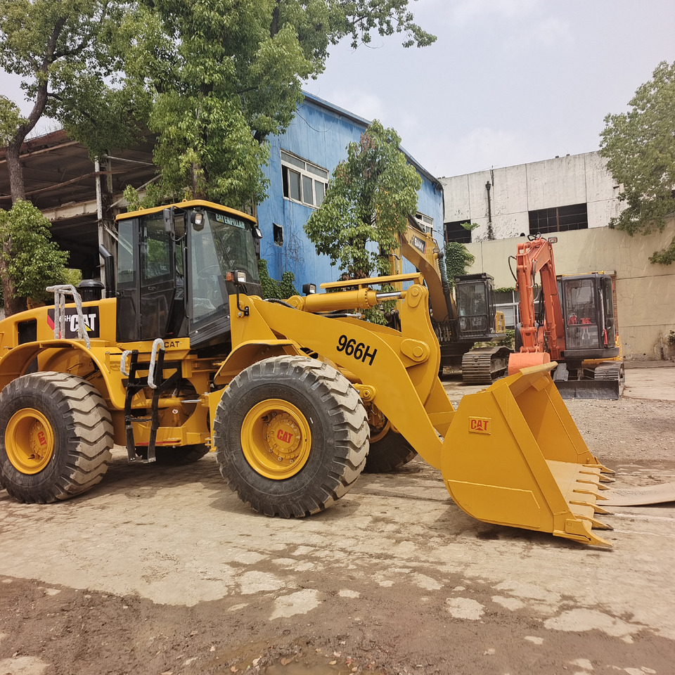 CATERPILLAR 966H CAT 966 H - Chargeuse sur pneus: photos 3 CATERPILLAR 966H CAT 966 H - Chargeuse sur pneus: photos 3