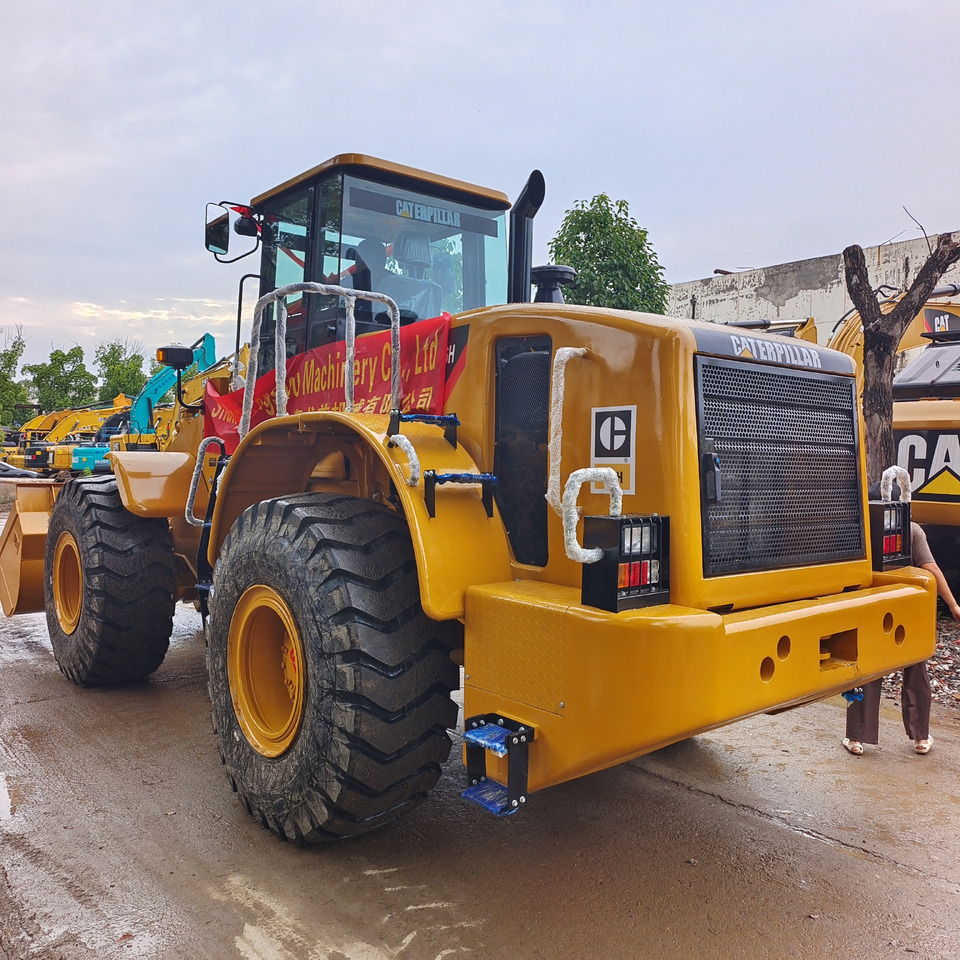 CATERPILLAR 966H CAT - Chargeuse sur pneus: photos 1 CATERPILLAR 966H CAT - Chargeuse sur pneus: photos 1