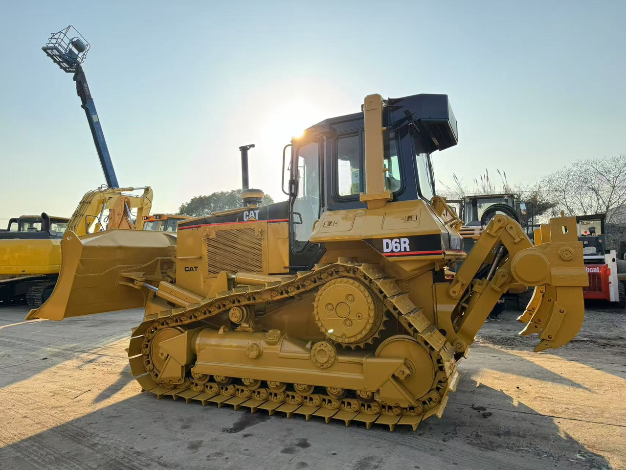 CATERPILLAR D6R CAT D6 R D6G D7G D7R D8R D9R - Bulldozer: photos 2 CATERPILLAR D6R CAT D6 R D6G D7G D7R D8R D9R - Bulldozer: photos 2