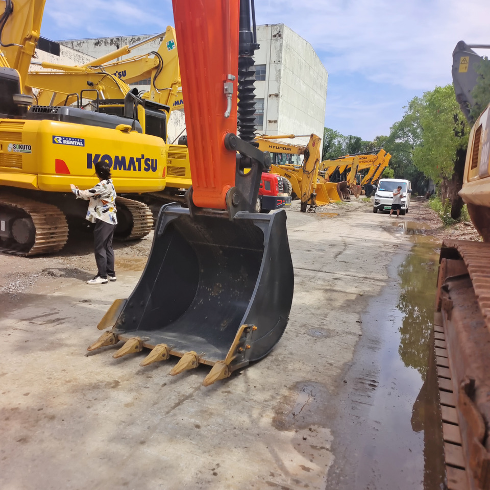 DOOSAN DX225 LCA - Pelle sur chenille: photos 4 DOOSAN DX225 LCA - Pelle sur chenille: photos 4