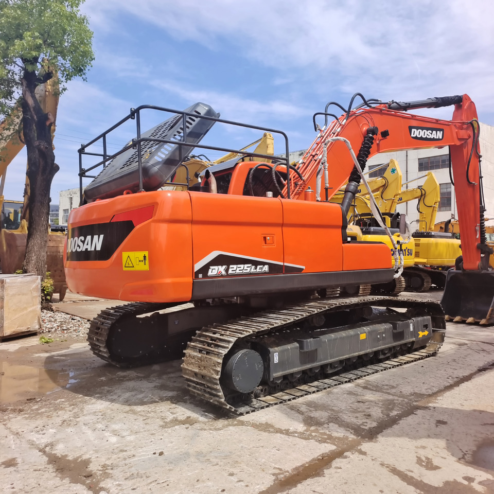 DOOSAN DX225 LCA - Pelle sur chenille: photos 1 DOOSAN DX225 LCA - Pelle sur chenille: photos 1