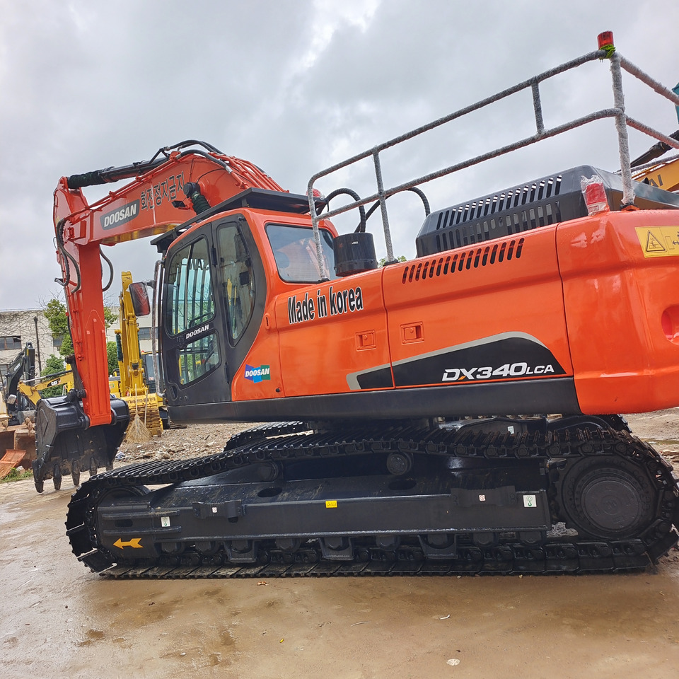 Doosan DX 340 LC DOOSAN DX340 LCA - Pelle sur chenille: photos 1 Doosan DX 340 LC DOOSAN DX340 LCA - Pelle sur chenille: photos 1