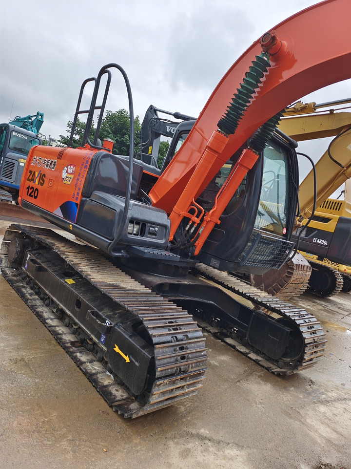 HITACHI ZAXIS 120 ZX120 - Pelle sur chenille: photos 3 HITACHI ZAXIS 120 ZX120 - Pelle sur chenille: photos 3