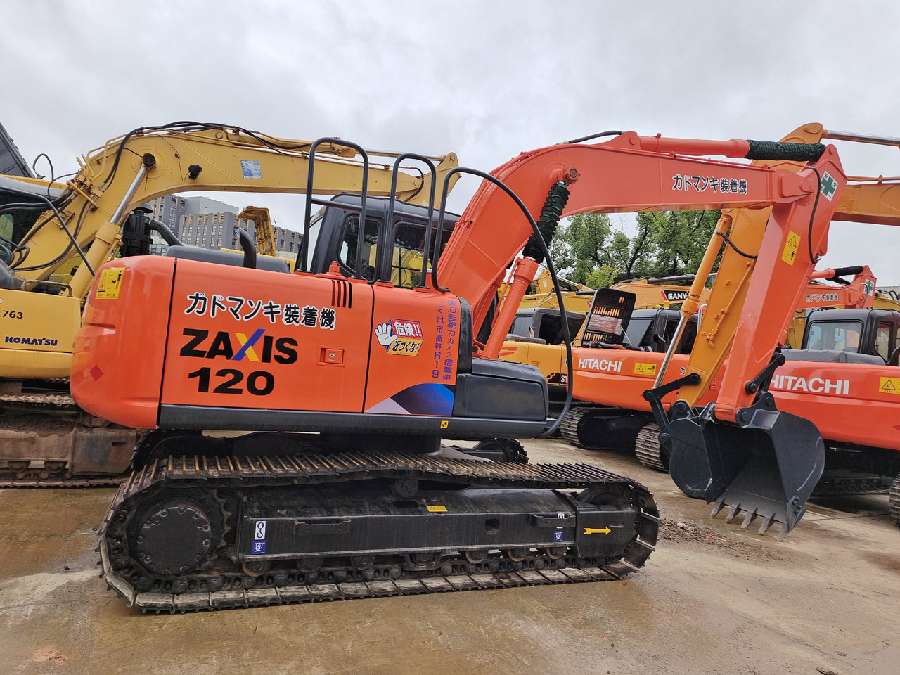 HITACHI ZAXIS 120 ZX120 - Pelle sur chenille: photos 1 HITACHI ZAXIS 120 ZX120 - Pelle sur chenille: photos 1