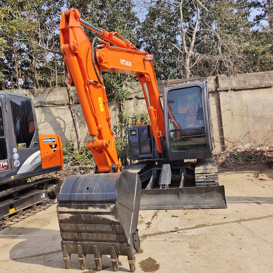HITACHI ZX70 ZAXIS 70 - Mini pelle: photos 3 HITACHI ZX70 ZAXIS 70 - Mini pelle: photos 3