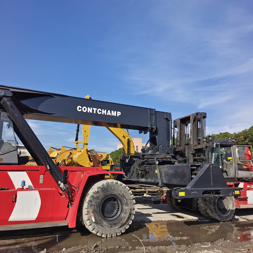 KALMAR DRT450 DRT DRD DRU 450 45 TON - Reach stacker: photos 3 KALMAR DRT450 DRT DRD DRU 450 45 TON - Reach stacker: photos 3