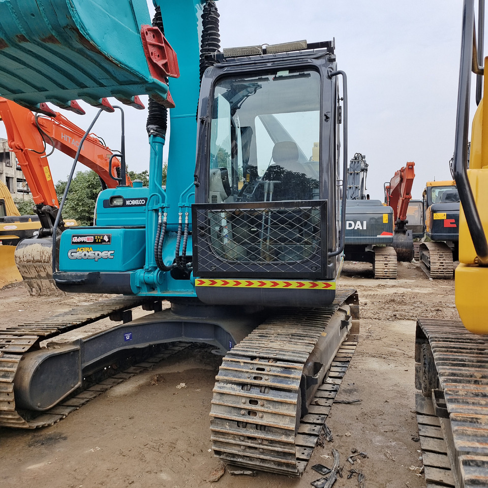 KOBELCO SK140 - Pelle sur chenille: photos 5 KOBELCO SK140 - Pelle sur chenille: photos 5