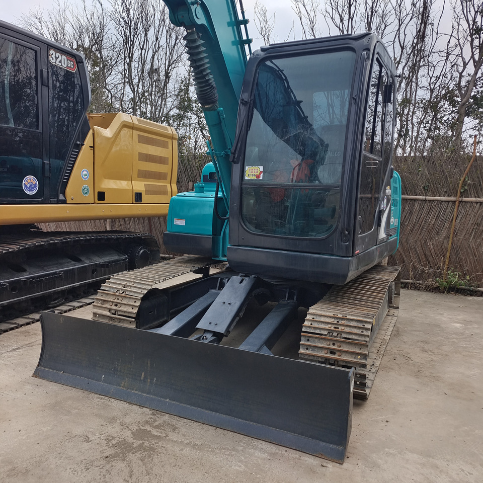 KOBELCO SK75 - Mini pelle: photos 4 KOBELCO SK75 - Mini pelle: photos 4