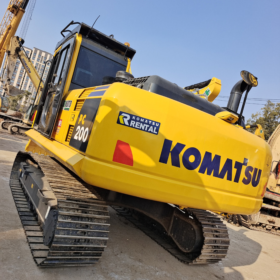 KOMATSU PC 200-8 PC200-8 PC220-8 PC210LC-8 - Pelle sur chenille: photos 5 KOMATSU PC 200-8 PC200-8 PC220-8 PC210LC-8 - Pelle sur chenille: photos 5
