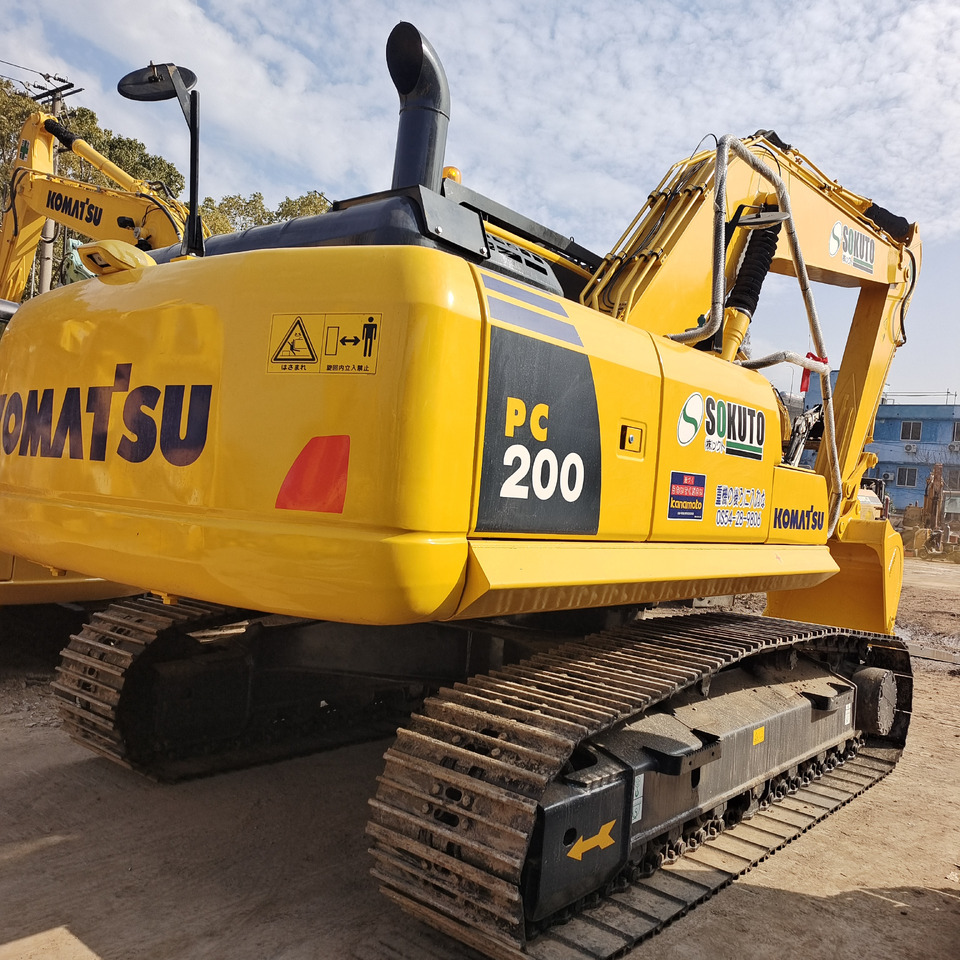 KOMATSU PC200-8 - Pelle sur chenille: photos 4 KOMATSU PC200-8 - Pelle sur chenille: photos 4