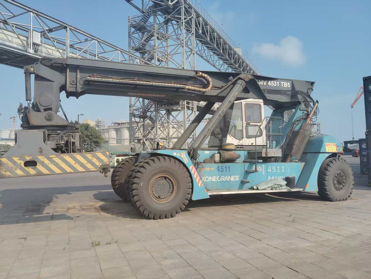 KONECRANES SMV 4531 TB5 45 TON CAPACITY - Reach stacker: photos 4 KONECRANES SMV 4531 TB5 45 TON CAPACITY - Reach stacker: photos 4
