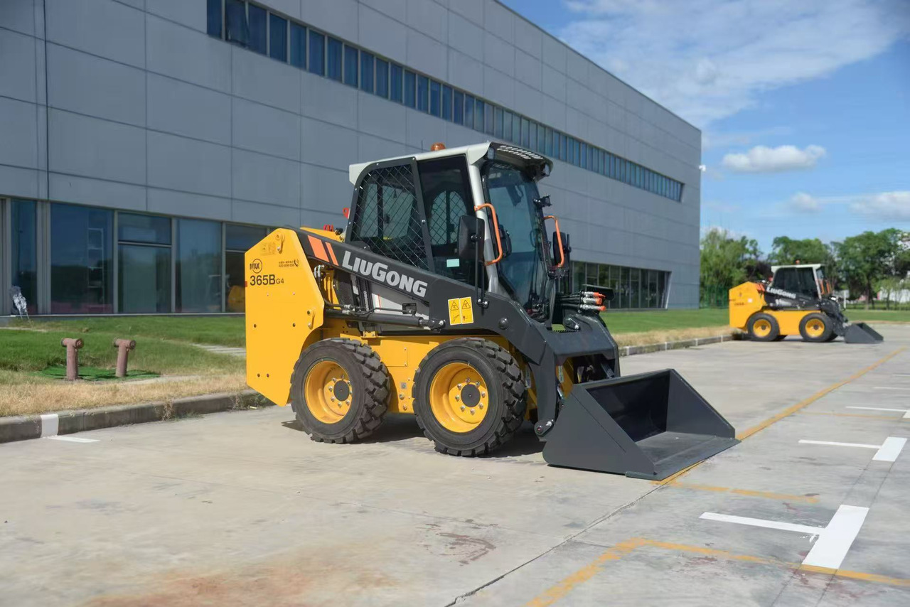 LIUGONG 365B BRAND NEW - Mini chargeuse: photos 1 LIUGONG 365B BRAND NEW - Mini chargeuse: photos 1