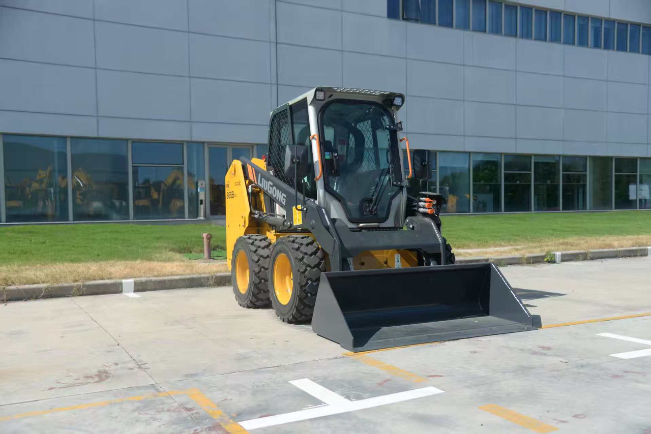 LIUGONG 365B BRAND NEW - Mini chargeuse: photos 2 LIUGONG 365B BRAND NEW - Mini chargeuse: photos 2