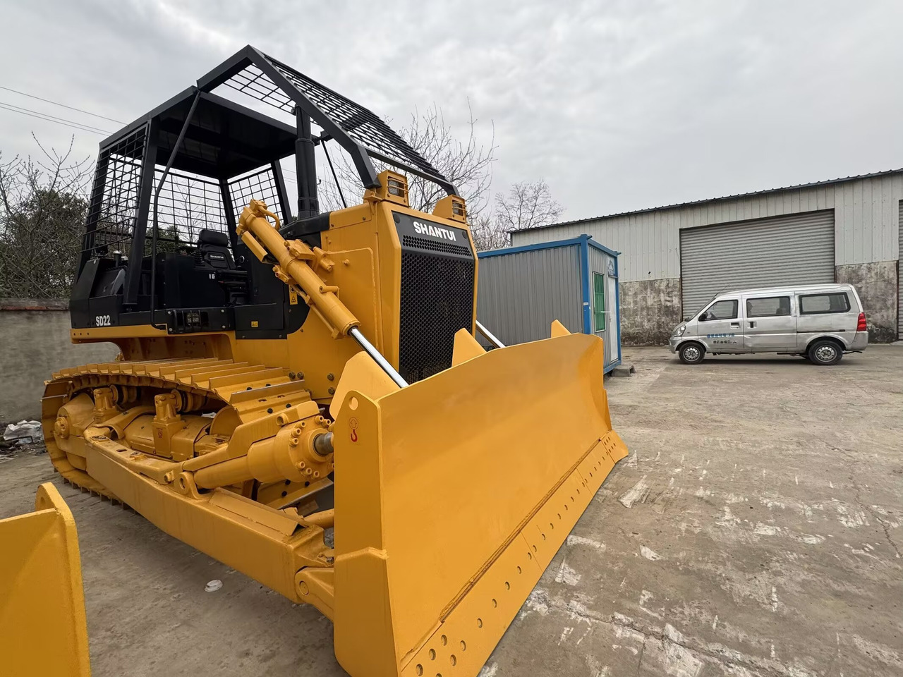 SHANTUI SD22F SD 22 FORESTRY - Bulldozer: photos 1 SHANTUI SD22F SD 22 FORESTRY - Bulldozer: photos 1