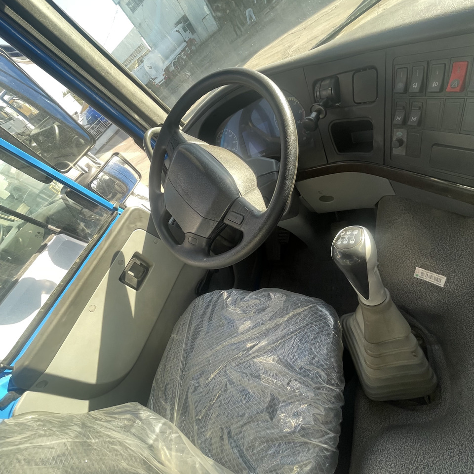 SINOTRUK HOWO 371 375 6*4 8*4 380 400 420 HORSEPOWER - Camion benne: photos 4 SINOTRUK HOWO 371 375 6*4 8*4 380 400 420 HORSEPOWER - Camion benne: photos 4
