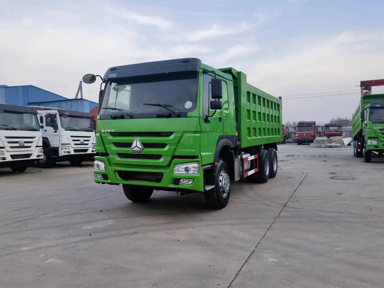 SINOTRUK HOWO 6*4 8*4 371 375 380 400 420 460 HP DUMP TRUCK - Camion benne: photos 2 SINOTRUK HOWO 6*4 8*4 371 375 380 400 420 460 HP DUMP TRUCK - Camion benne: photos 2