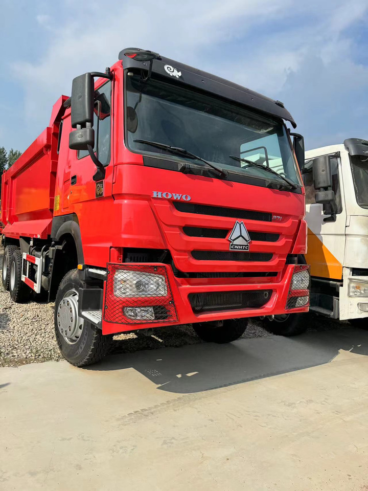 SINOTRUK HOWO 6*4 8*4 DUMP TRUCK 371 420 375 380 HP - Camion benne: photos 2 SINOTRUK HOWO 6*4 8*4 DUMP TRUCK 371 420 375 380 HP - Camion benne: photos 2