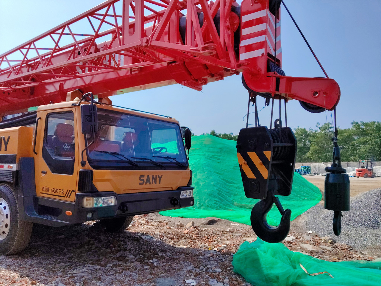 XCMG STC800 80 TON - Grue mobile: photos 2 XCMG STC800 80 TON - Grue mobile: photos 2