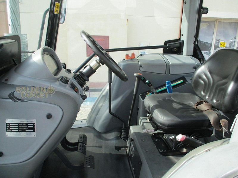 Tracteur agricole Deutz-Fahr 6110.4W: photos 9 Tracteur agricole Deutz-Fahr 6110.4W: photos 9