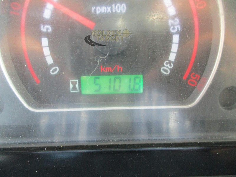 Tracteur agricole Deutz-Fahr 6110.4W: photos 11 Tracteur agricole Deutz-Fahr 6110.4W: photos 11