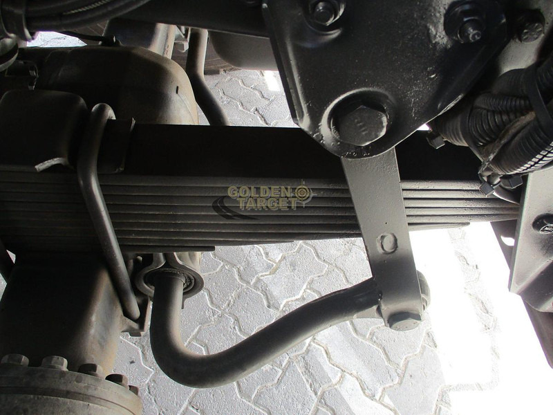 Camion citerne Iveco TRAKKER 380: photos 10