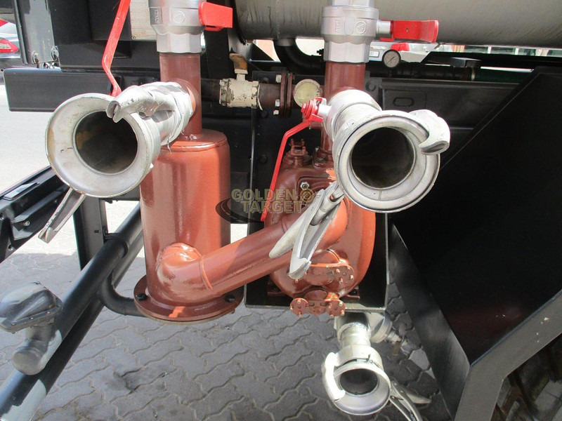 Camion citerne Iveco TRAKKER 380: photos 7