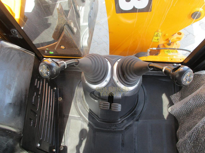 Chargeuse neuf JCB 3DX: photos 14