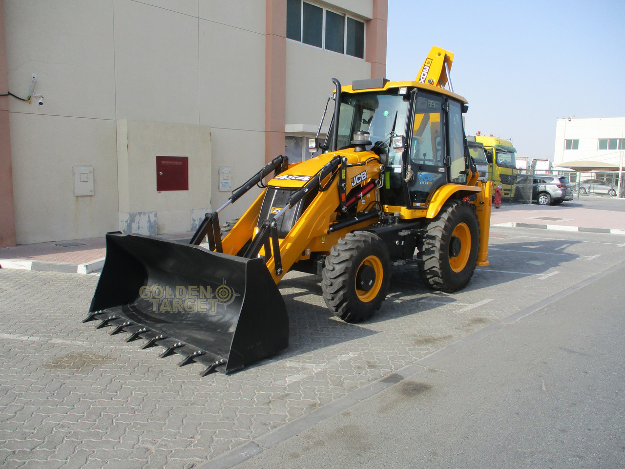 JCB 3DX PLUS 4×4 BACKHOE LOADER - Tractopelle: photos 2 JCB 3DX PLUS 4×4 BACKHOE LOADER - Tractopelle: photos 2