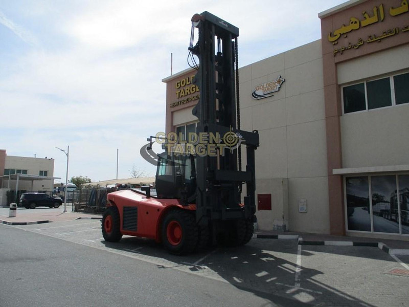 Linde - Chariot porte-conteneur: photos 1 Linde - Chariot porte-conteneur: photos 1