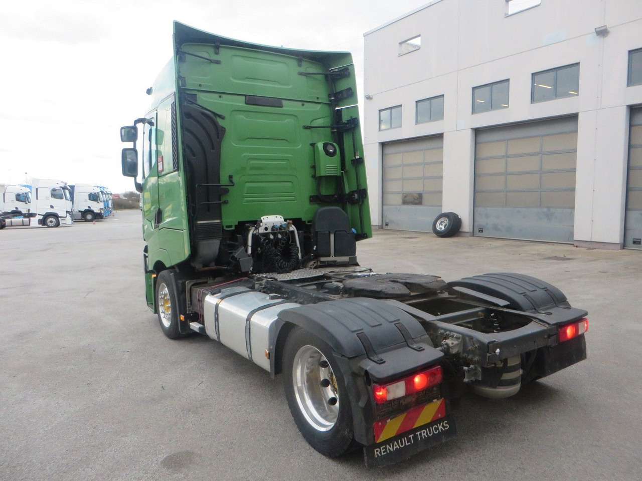 Renault T520 HSC 4x2Tractor mega Retarder - Tracteur routier: photos 4 Renault T520 HSC 4x2Tractor mega Retarder - Tracteur routier: photos 4