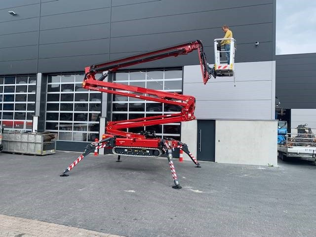 Hinowa Lightlift 26.14 - Nacelle articulée: photos 4 Hinowa Lightlift 26.14 - Nacelle articulée: photos 4