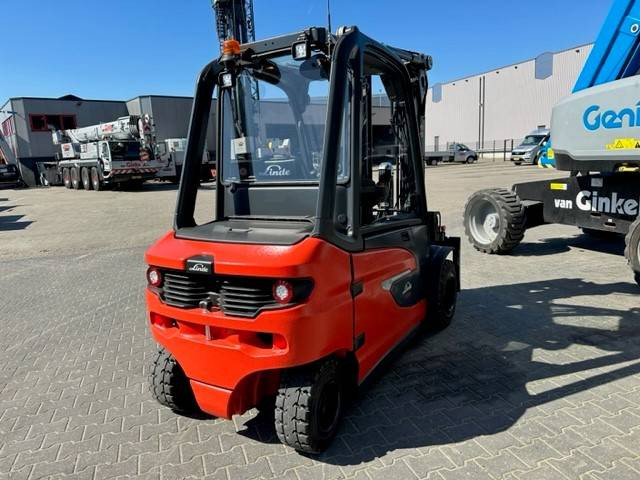 Linde E35L - Chariot élévateur électrique: photos 4 Linde E35L - Chariot élévateur électrique: photos 4