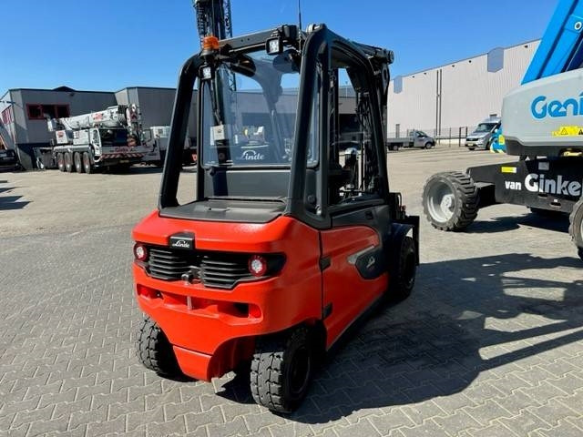 Linde E35L - Chariot élévateur électrique: photos 4 Linde E35L - Chariot élévateur électrique: photos 4