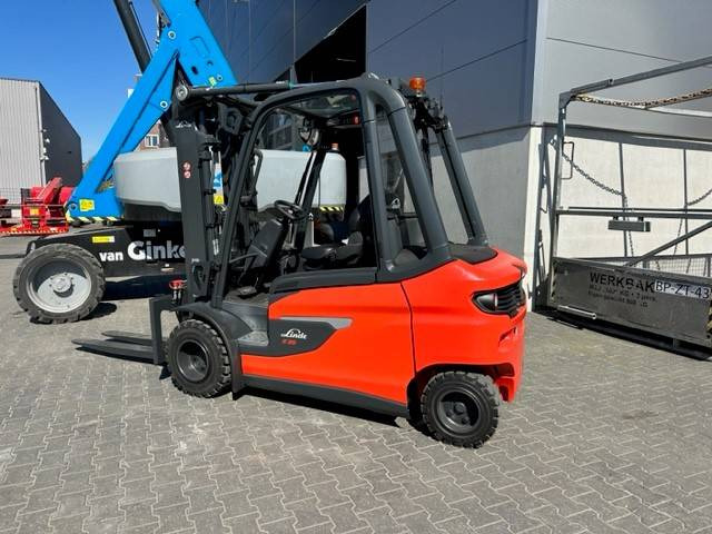 Linde E35L - Chariot élévateur électrique: photos 5 Linde E35L - Chariot élévateur électrique: photos 5