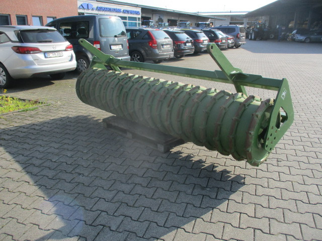 Amazone Trapezringwalze TRW 3000-600-150 - Rouleau agricole: photos 4 Amazone Trapezringwalze TRW 3000-600-150 - Rouleau agricole: photos 4