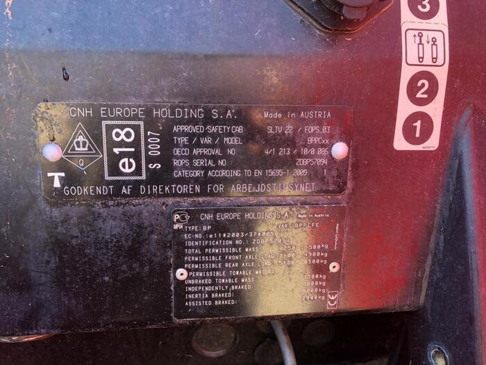 Tracteur agricole Case IH CVX 160: photos 11