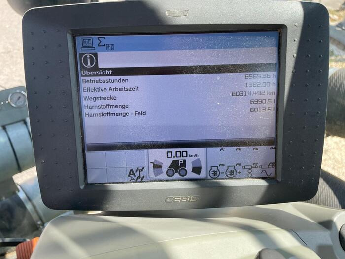 Claas Xerion 4000 - Tracteur agricole: photos 5 Claas Xerion 4000 - Tracteur agricole: photos 5