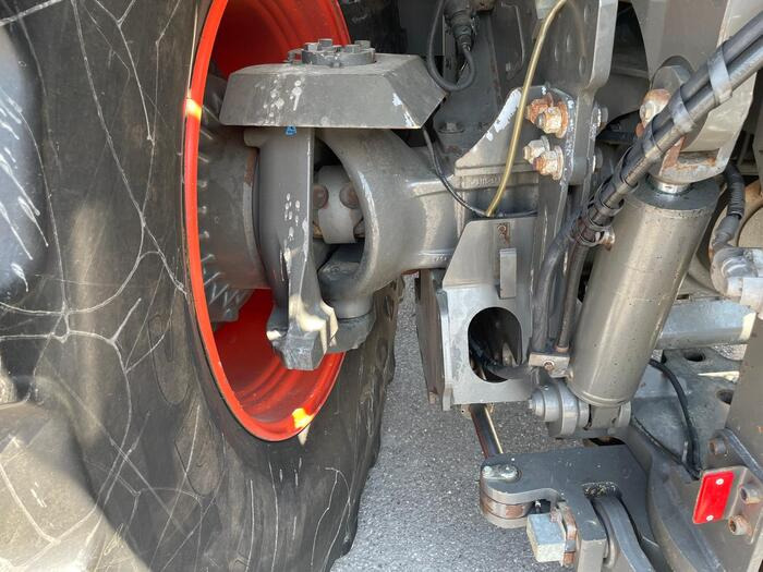 Claas Xerion 4000 - Tracteur agricole: photos 2 Claas Xerion 4000 - Tracteur agricole: photos 2