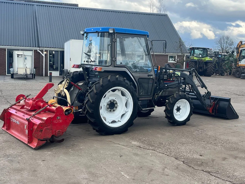 Iseki TG 53 F + Voorlader mini trekker frees - Chariot tracteur: photos 5 Iseki TG 53 F + Voorlader mini trekker frees - Chariot tracteur: photos 5
