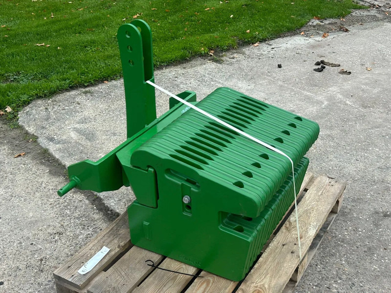 John Deere 1100 KG NIEUW Front gewicht - Tracteur agricole: photos 1 John Deere 1100 KG NIEUW Front gewicht - Tracteur agricole: photos 1