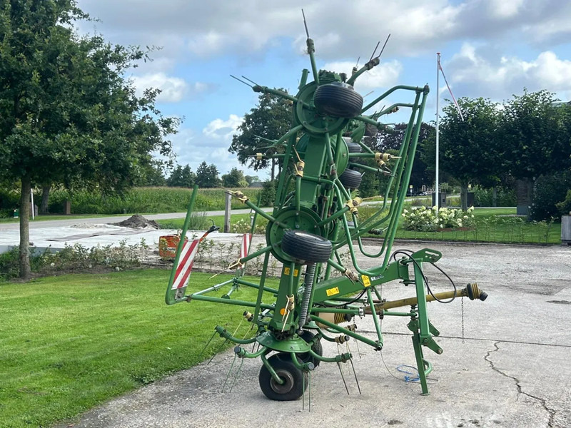 Krone KW 8.82/8 Schudder 8 elements Schudder - Faneuse: photos 3 Krone KW 8.82/8 Schudder 8 elements Schudder - Faneuse: photos 3