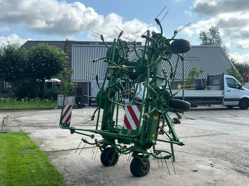 Krone KW 8.82/8 Schudder 8 elements Schudder - Faneuse: photos 4 Krone KW 8.82/8 Schudder 8 elements Schudder - Faneuse: photos 4