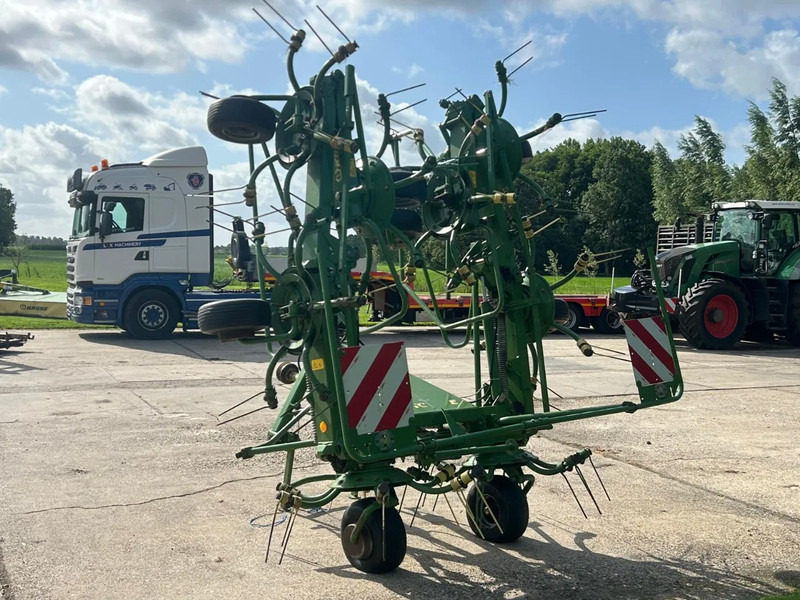 Krone KW 8.82/8 Schudder 8 elements Schudder - Faneuse: photos 5 Krone KW 8.82/8 Schudder 8 elements Schudder - Faneuse: photos 5