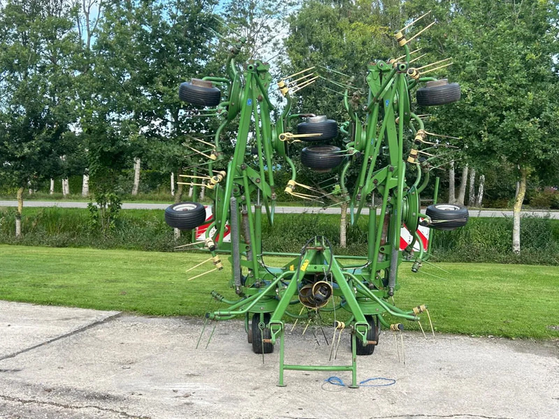 Krone KW 8.82/8 Schudder 8 elements Schudder - Faneuse: photos 2 Krone KW 8.82/8 Schudder 8 elements Schudder - Faneuse: photos 2