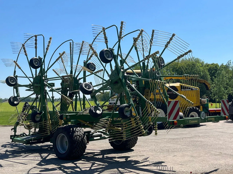 Krone swadro 1400 plus 4 rotor hark NIEUW STAAT - Faneuse: photos 5 Krone swadro 1400 plus 4 rotor hark NIEUW STAAT - Faneuse: photos 5