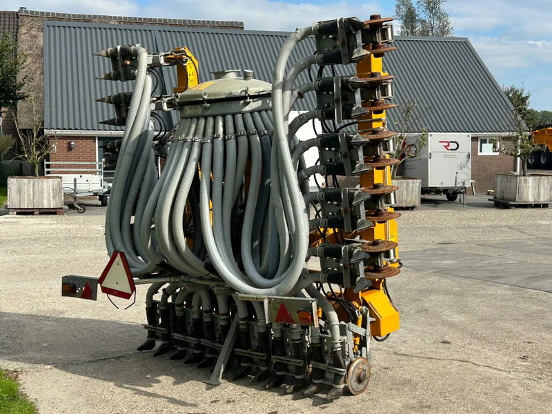 Veenhuis Euroject 3000 5.50 bemester zodebemester - Machine agricole: photos 2 Veenhuis Euroject 3000 5.50 bemester zodebemester - Machine agricole: photos 2